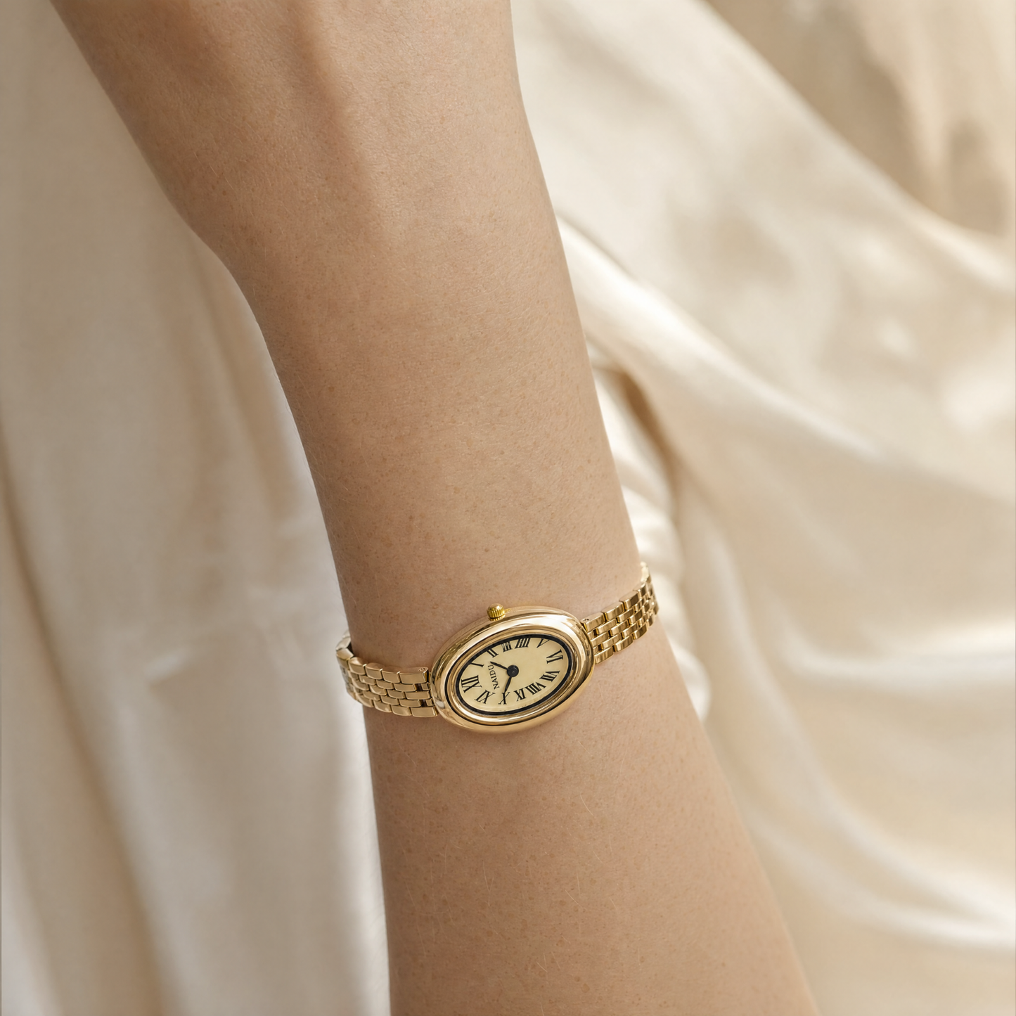 Opéra Watch Gold