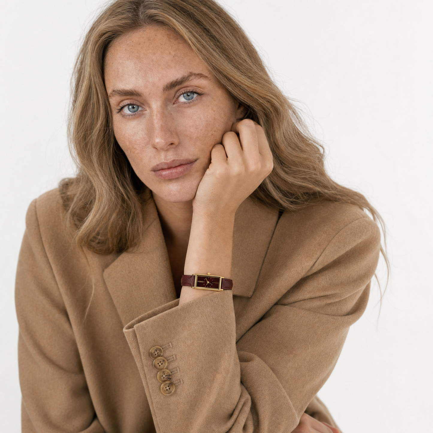 Montaigne Watch Burgundy